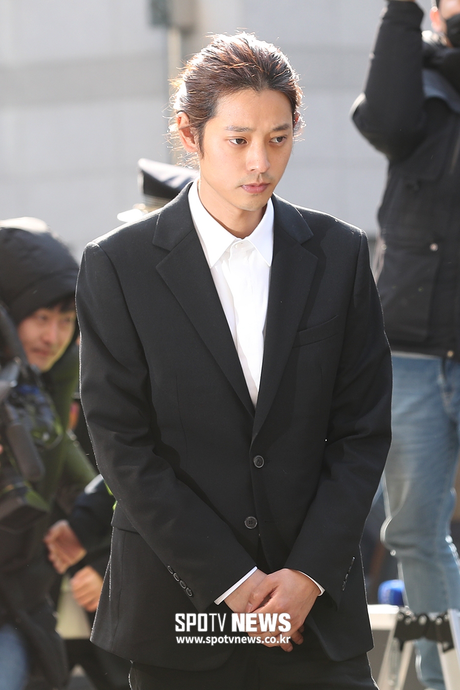 jung joon young now