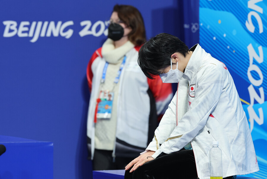 ▲  2022 베이징 동계올림픽에서 피겨스케이팅 남자 싱글 3연속 우승을 노렸던 하뉴 유즈루. 하지만, 네이선 첸이 금메달을 가져갔다. ⓒ연합뉴스