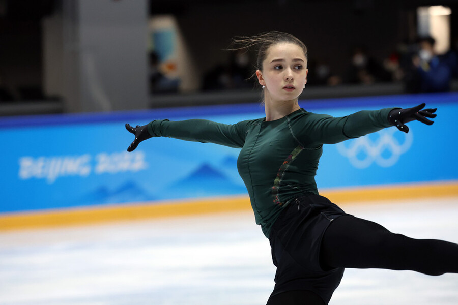 ▲ 2022베이징동계올림픽 여자 싱글 쇼트프로그램을 앞둔 카밀라 발리예바가 공식 훈련을 하고 있다. ⓒ연합뉴스