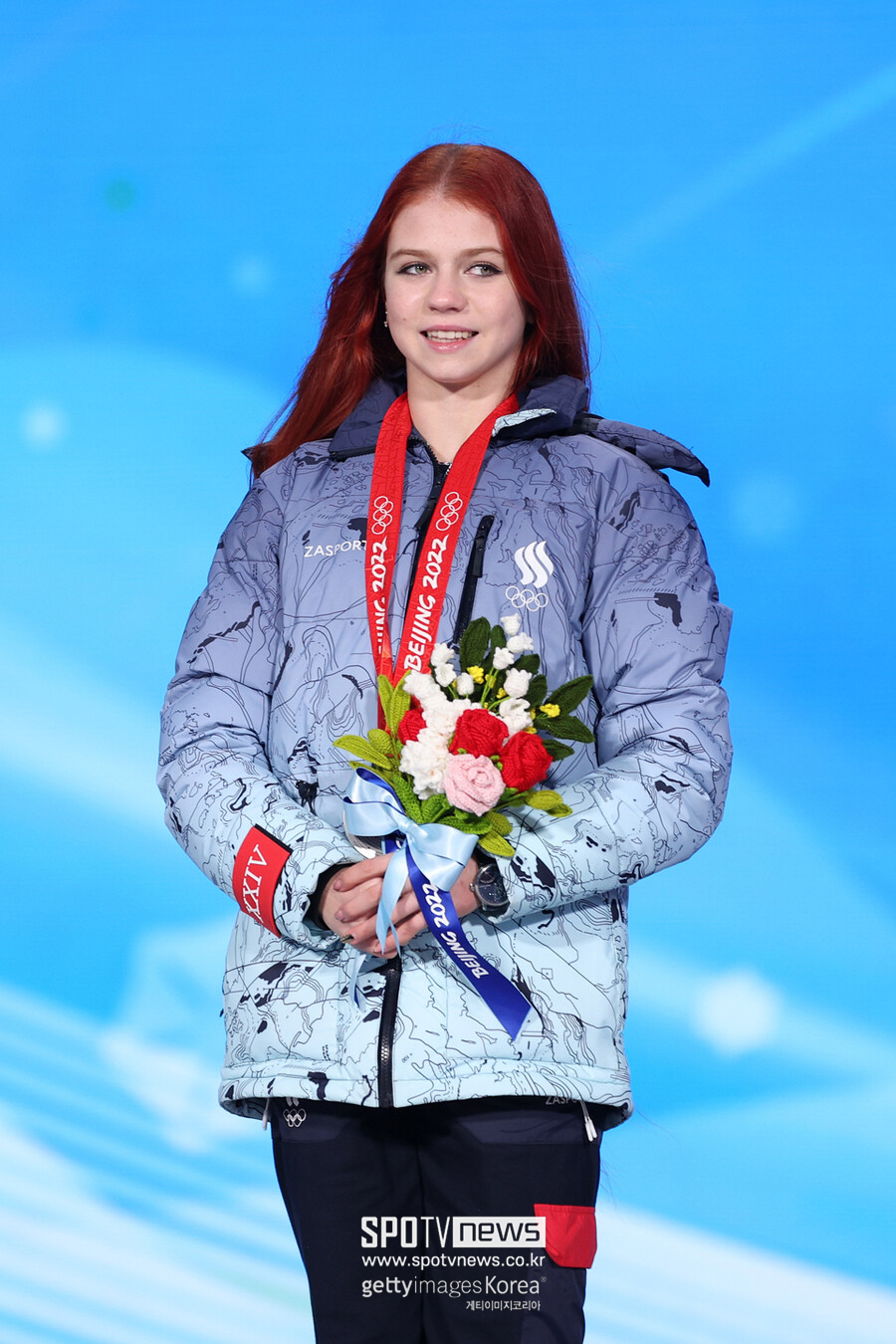 ▲ 2022베이징동계올림픽 피겨 스케이팅 여자 싱글 메달 수여식에 참석한 알렉산드라 트루소바