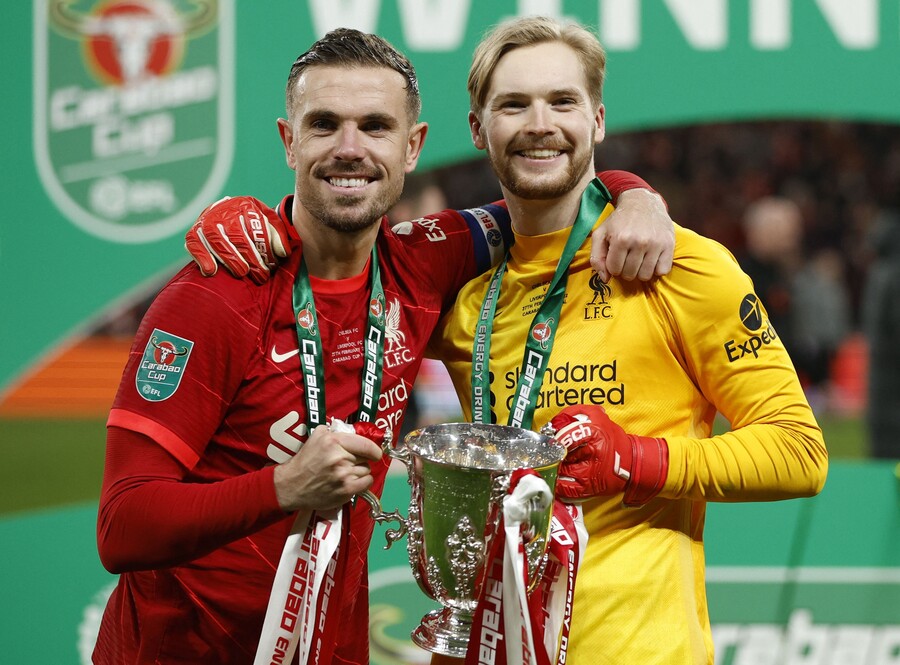 ▲ 리버풀 우승 직후. 조던 헨더슨(왼쪽)과 퀴빈 켈러허(오른쪽). ⓒ연합뉴스/Reuters