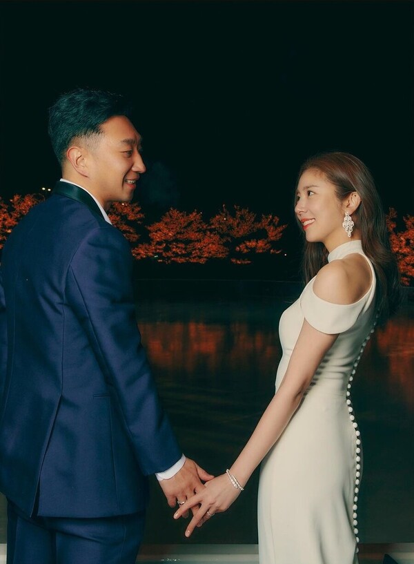 ▲ 5월 결혼하는 손담비(오른쪽)과 이규혁. 출처|손담비 인스타그램