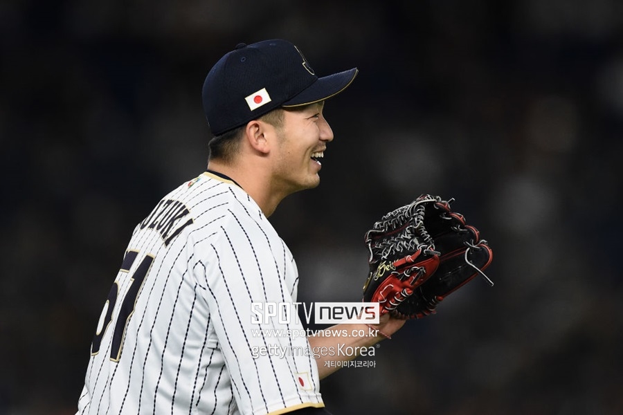 ▲ 스즈키 세이야가 포스팅 계약으로 컵스 유니폼을 입는다.