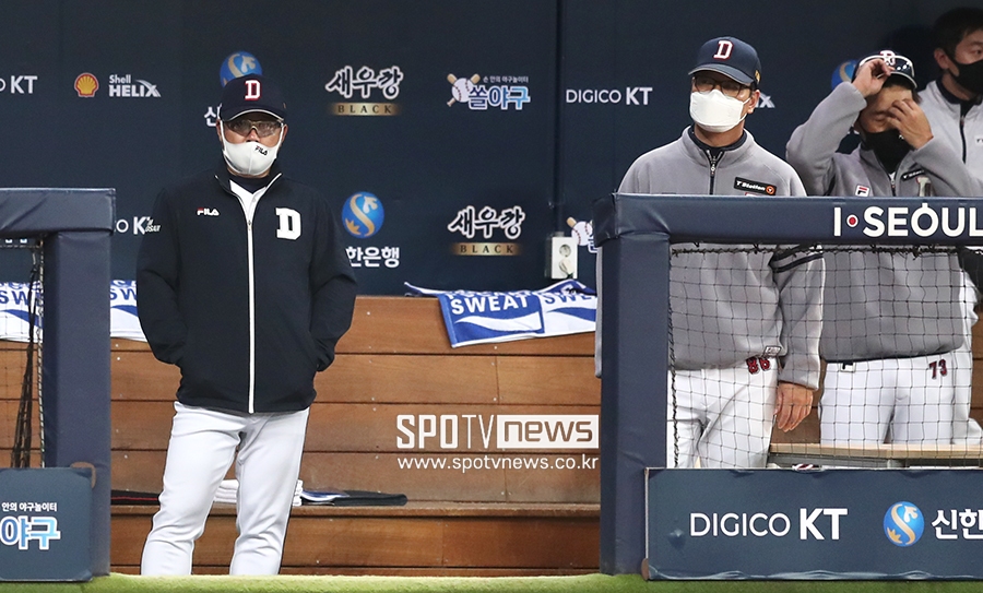 ▲ 두산 베어스 김태형 감독, 강석천 수석코치, 정재훈 투수코치(왼쪽부터) ⓒ 고척, 곽혜미 기자