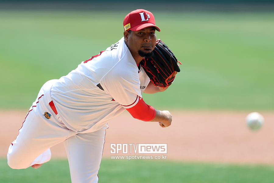 ▲ 9이닝 9탈삼진 1볼넷 SSG 이반 노바 ⓒ곽혜미 기자