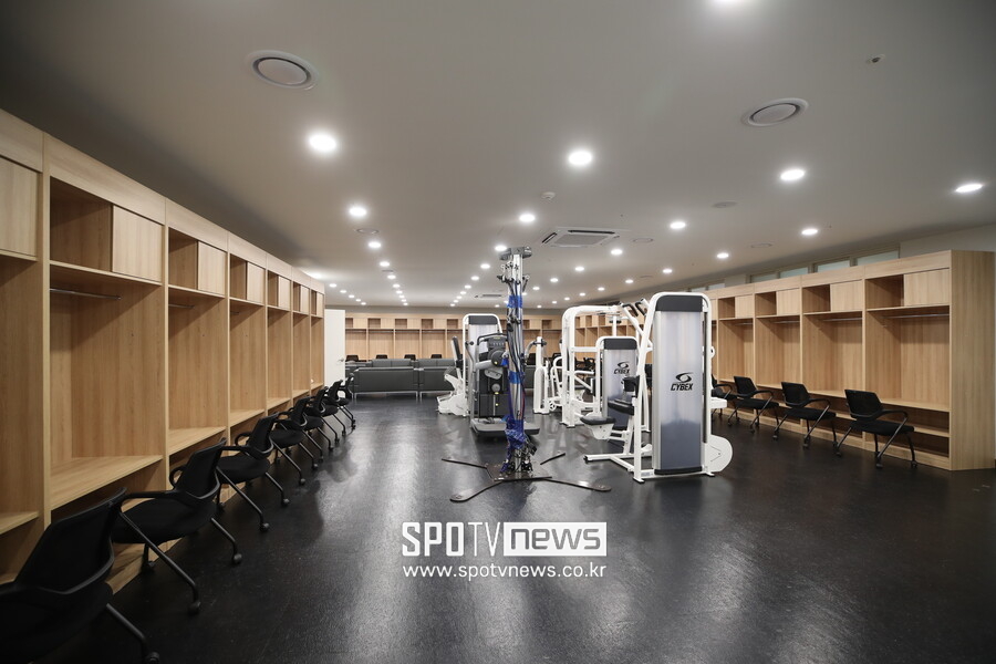 ▲ 원정팀 클럽하우스의 대규모 투자는 SSG의 이번 공사가 단순한 시설 개선을 넘어 리그 트렌드 선도의 뜻이 있음을 보여준다 ⓒ곽혜미 기자