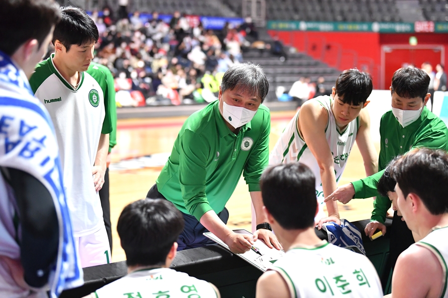 ▲ 이상범 감독 ⓒKBL