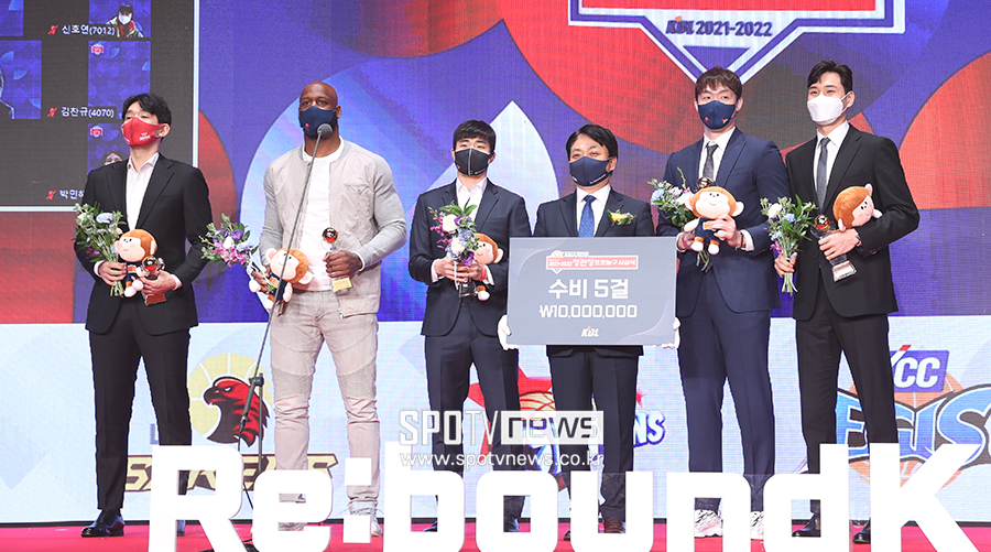 ▲ 차바위 머피 할로웨이 정성우 이승현 문성곤 ⓒ