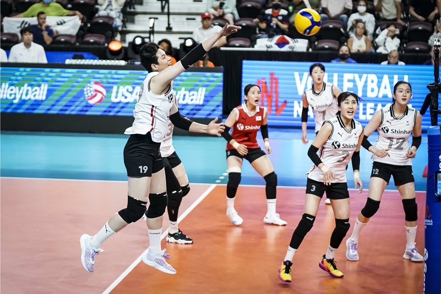 ▲ 한국 여자배구대표팀이 2일 일본전에서 세트스코어 0-3으로 패했다.ⓒVNL 공식 홈페이지