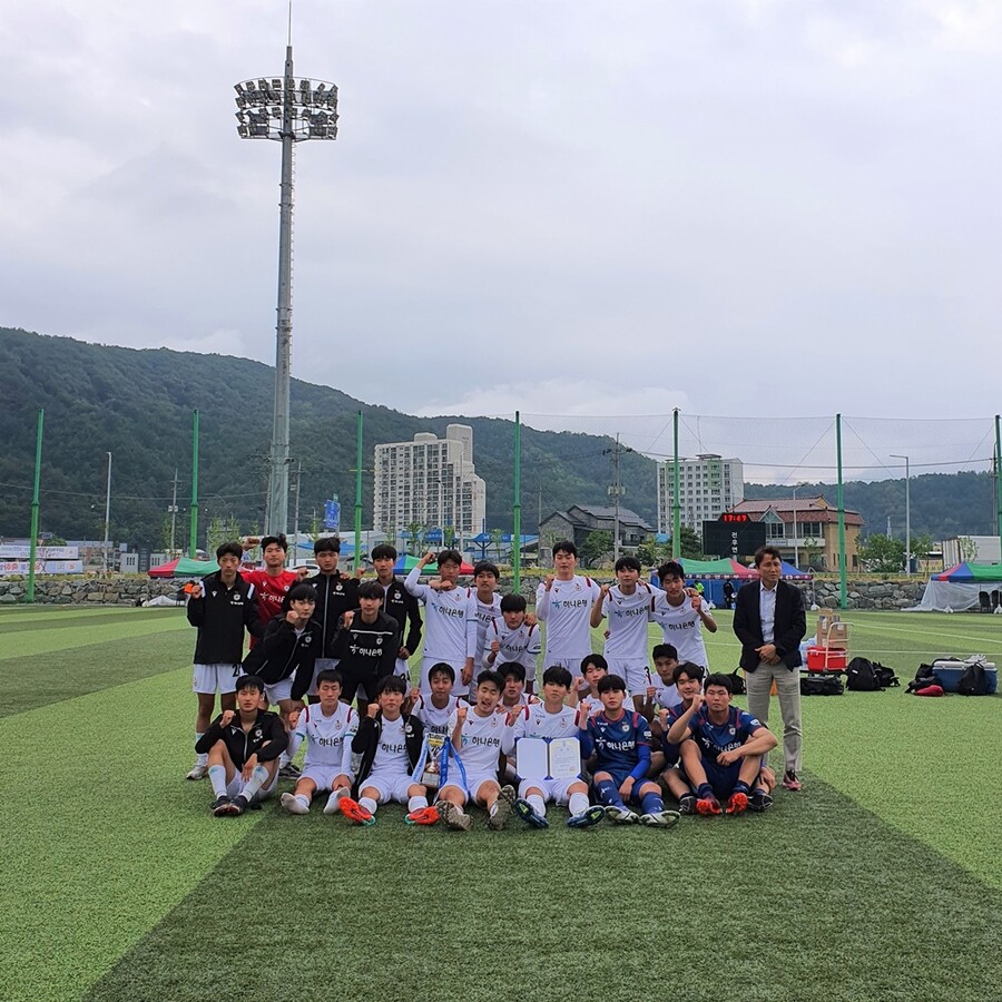 ▲ 대전하나시티즌 U18 팀이 대한축구협회장배 전국 고등학교 축구대회에서 3위에 입상했다. ⓒ대전하나시티즌
