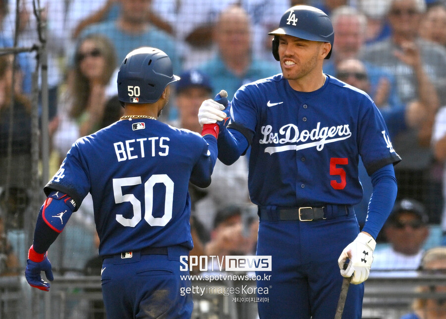 ▲ 무키 베츠(왼쪽)-프레디 프리먼.