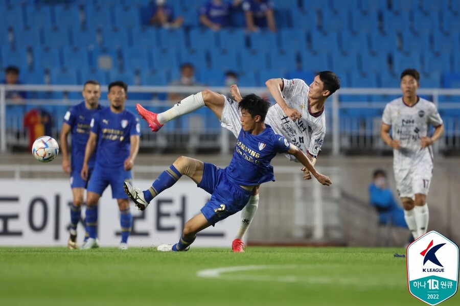 ▲ 수원삼성과 김천상무가 승부를 가리지 못했다. ⓒ한국프로축구연맹