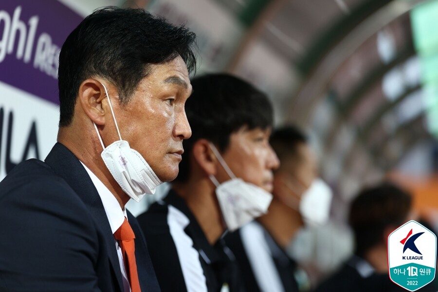 ▲ 최용수 강원FC 감독 ⓒ한국프로축구연맹