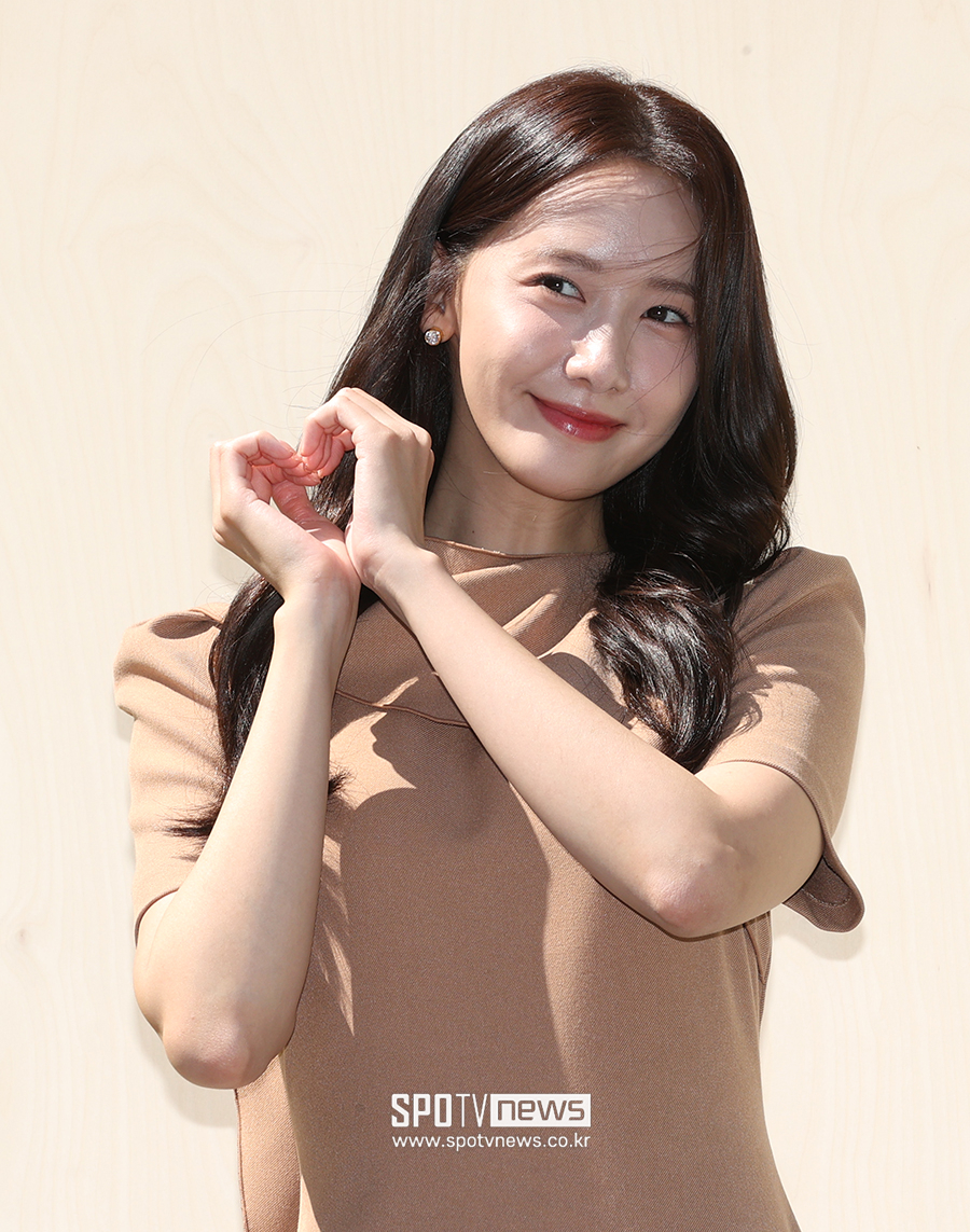 이짓매거진 izitmag | 소녀시대(@girlsgeneration) 윤아(@yoona