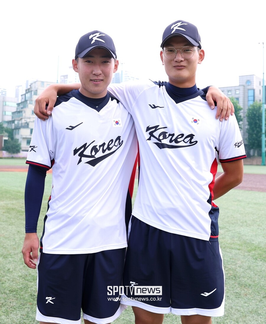 ▲ 윤영철(왼쪽)과 김서현. ⓒ곽혜미 기자