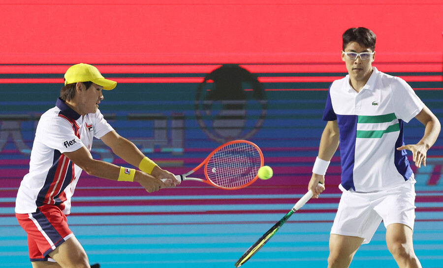 ▲ 2022년 ATP 투어 코리아오픈 복식 경기에서 출전한 정현(오른쪽)과 권순우 ⓒ연합뉴스
