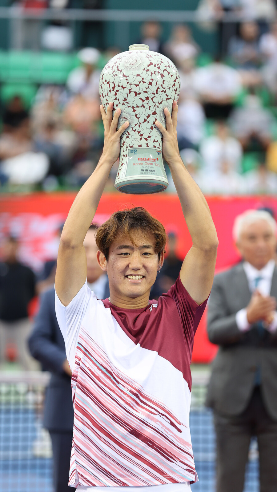 ▲ 2022 ATP 투어 유진투자증권 코리아오픈에서 우승한 니시오카 요시히토 ⓒ연합뉴스