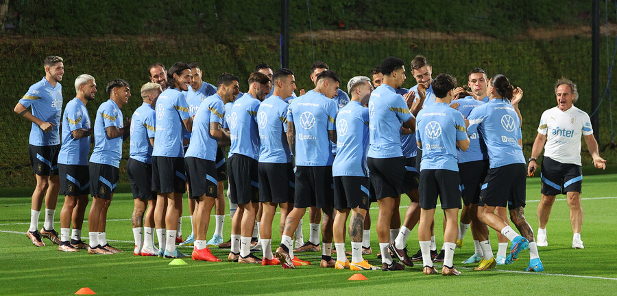 ▲ 축구대표팀은 우루과이의 수비 뒷공간을 확실하게 활용해야 한다. ⓒ연합뉴스