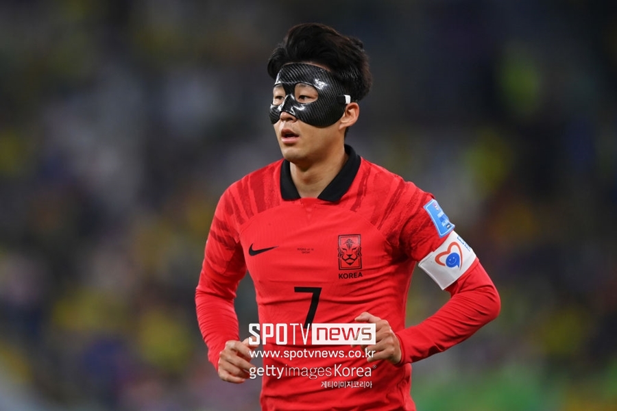 ▲ 월드컵 기간 마스크 투혼을 보여준 손흥민.