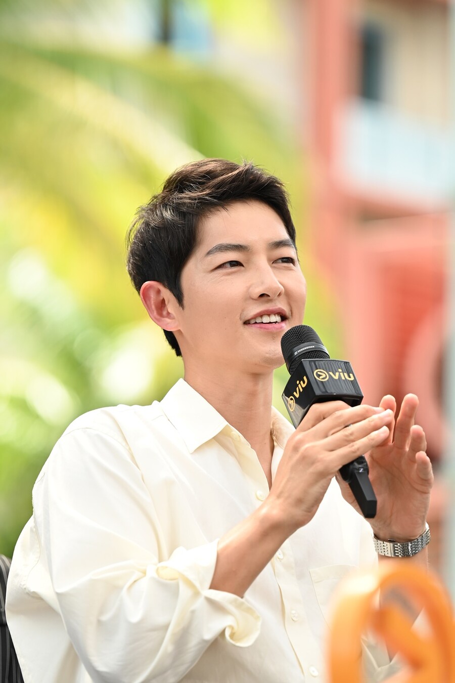 Song Joong Ki Says He Doesn t Wish to  Reborn Rich  Personally - 23