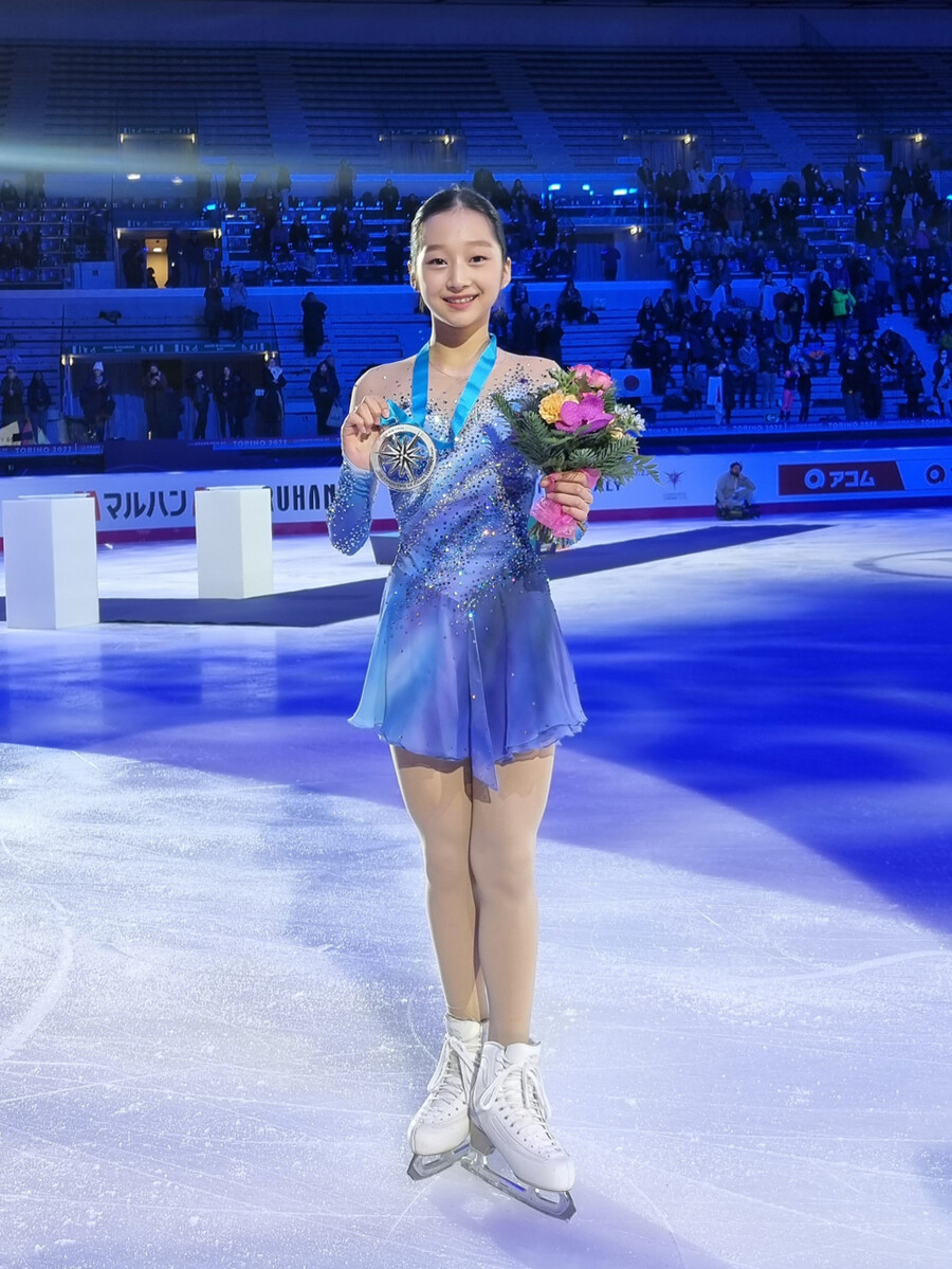 ▲ 2022~2023 시즌 ISU 피겨 스케이팅 주니어 그랑프리 파이널 여자 싱글에서 은메달을 따낸 신지아 ⓒ올댓스포츠