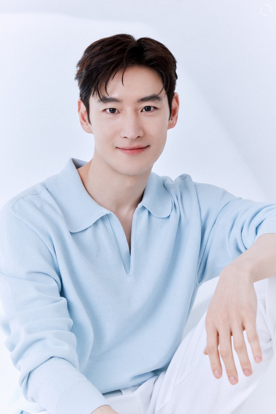 Lee Je Hoon Dishes On His On Screen Chemistry With Pyo Ye Jin Zapzee Premier Korean 4642