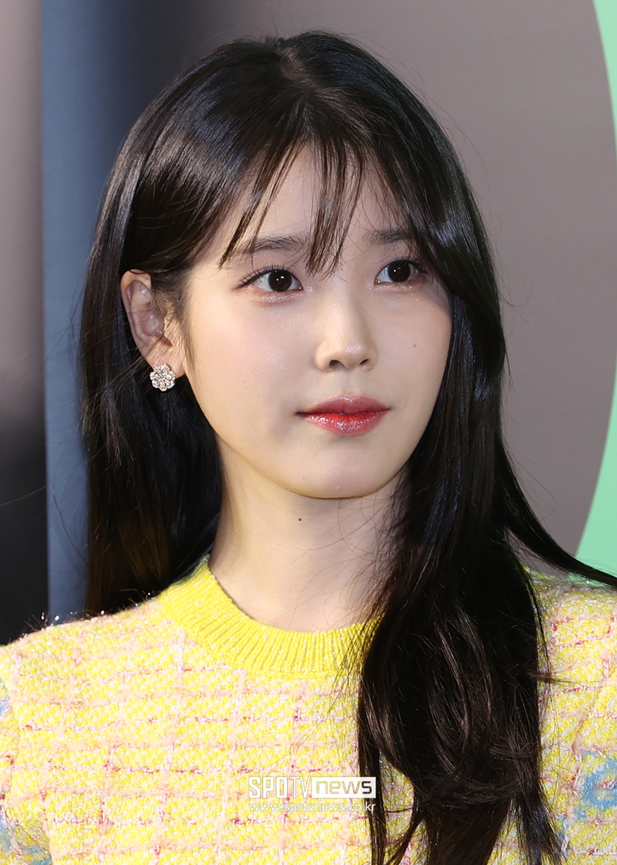 아이유 왜 작곡가 아닌 가수 택했나…아이유 고발로 생긴 의문들 | 중앙일보