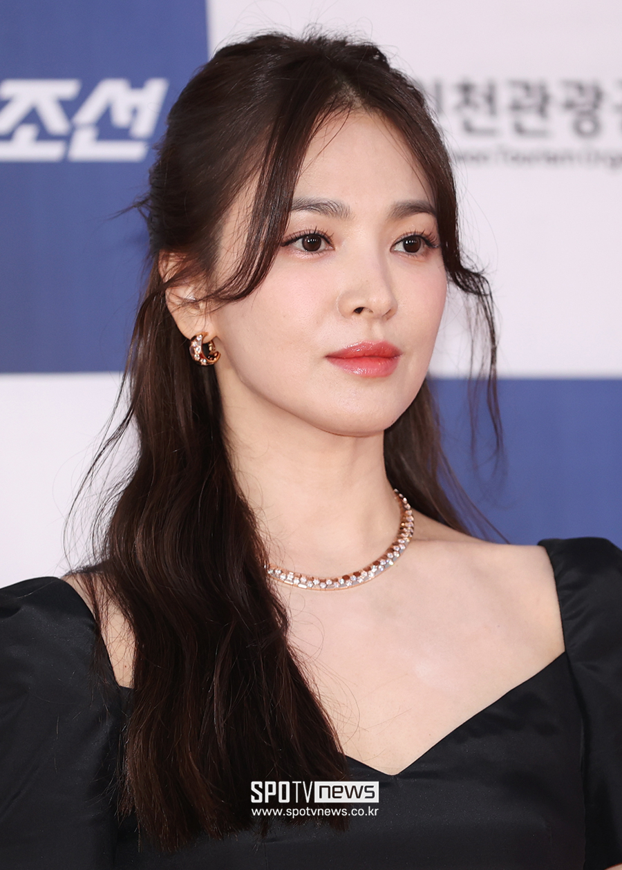 2nd blue dragon series awards red carpet