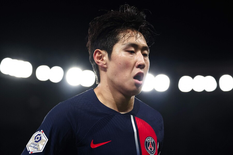 ▲ Lee Kang-in, do Paris Saint-Germain, continuou titular seis partidas consecutivas graças à confiança do técnico Luis Enrique ⓒ Yonhap News/AFP