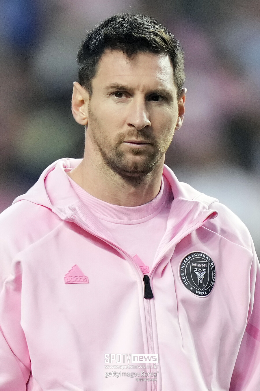 ▲ 4일 홍콩 스타디움에서 인터 마이애미와 홍콩 프리미어리그 올스타 팀이 친선경기를 벌였다. 리오넬 메시는 벤치에서 대기했지만 끝내 출전하지 않았다. 메시를 보기 위해 4만 관중석을 가득 메운 홍콩 팬들은 큰 실망감을 내비치며 야유를 퍼부었다.