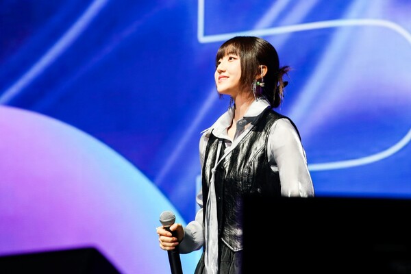 ▲ 26일 일본 K-아레나 요코하마에서 열린 MBC 라디오 콘서트 '아이돌 라디오 라이브 인 요코하마'에 출연한 경서. 제공|꿈의엔진