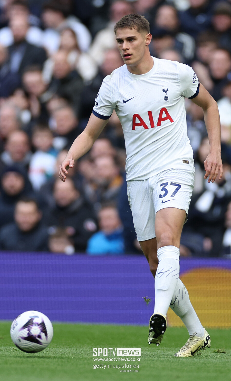 ▲ 미키 판더펜이 토트넘의 핵심이 됐다.