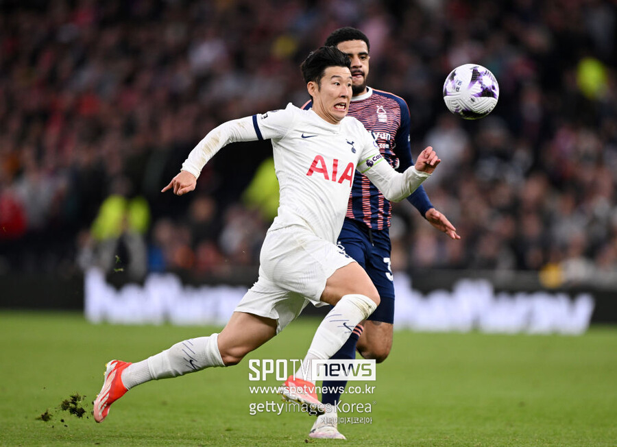 ▲ 토트넘은 8일(한국시간) 런던 토트넘 홋스퍼 스타디움에서 펼쳐진 2023-24시즌 잉글랜드 프리미어리그 32라운드 노팅엄 포레스트와 홈경기에서 3-1로 크게 이겼다. 손흥민이 9호 도움을 올려 10-10을 눈앞에 뒀다.
