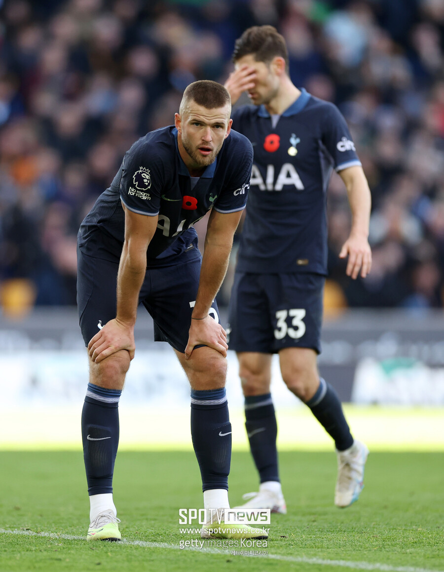 ▲ 에릭 다이어는 엔제 포스테코글루 감독 체제에서 '투명 인간' 취급을 받았다. 포스테코글루 감독은 중앙 수비수가 부족할 때 다이어가 아닌 측면 수비수를 선택할 정도로 다이어를 전력에서 배제했다.