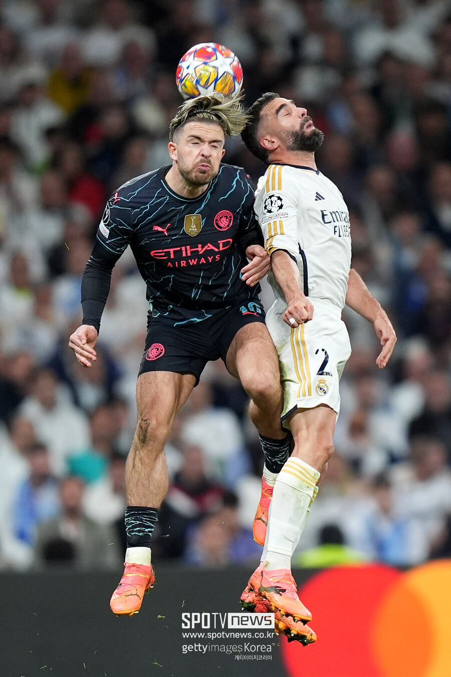 ▲ 영국 공영방송 ‘BBC'는 10일(한국시간) “레알 마드리드와 맨체스터 시티전은 정말 멋진 승부였다. 최고의 선수들, 최고의 두 팀이 만났다. 챔피언스리그를 위한 역대급 광고 수준이다. 숨 가쁜 열전에 골의 향연이었다. 너무 멋진 경기”라며 감탄했다. 레알 마드리드와 맨체스터 시티는 스페인 마드리드 산티아고 베르나베우에서 열린 2023-24시즌 유럽축구연맹(UEFA) 챔피언스리그 8강 1차전에서 만나 3-3으로 비겼다. 이날 결과로 4강 진출 티켓 향방은 8강 2차전 영국 에티하드 스타디움에서 가려지게 됐다