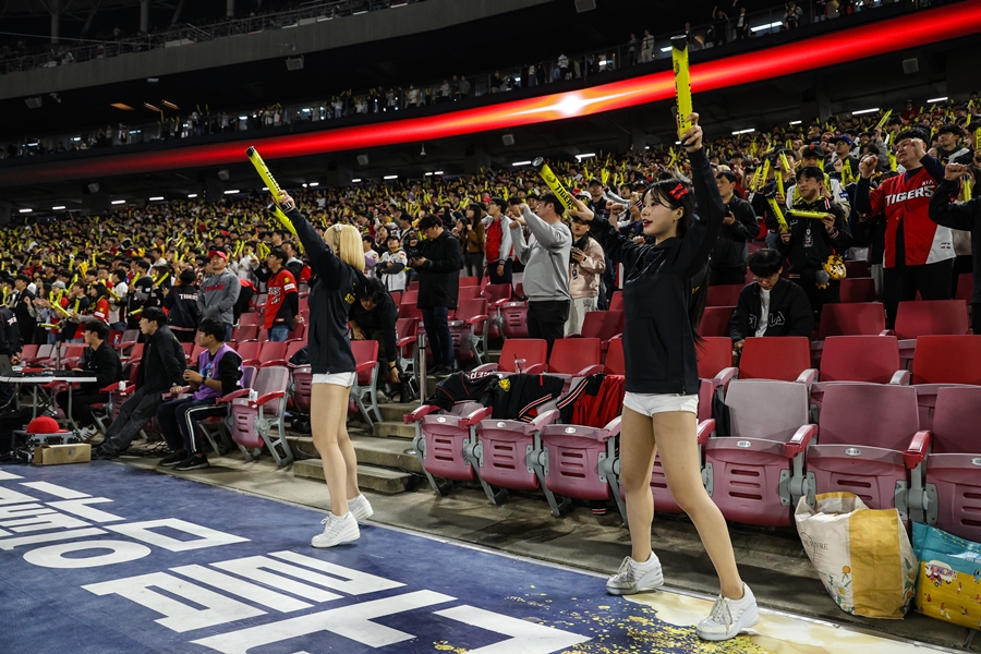 ▲ KIA 타이거즈는 10일 광주 LG전에서 시즌 4번째 만원 관중을 달성했다. ⓒ KIA 타이거즈