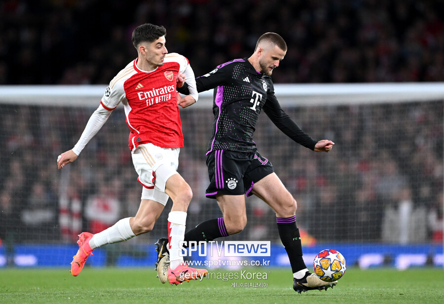 10일(한국시간) 아스날 원정 경기에 선발 출전한 에릭 다이어. 토트넘 출신인 다이어와 해리 케인은 경기 내내 옛 라이벌인 아스날 팬들로부터 야유받았다.