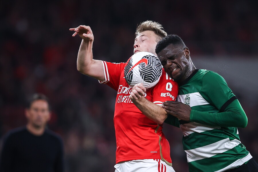 ▲ 후벵 아모림 감독이 리버풀 지휘봉을 잡으면 우스망 디오망데, 모르텐 히울만, 곤살로 이나시오를 동시에 영입하겠다는 계획이 있다고 한다.  ⓒ연합뉴스/AFP/EPA/REUTERS