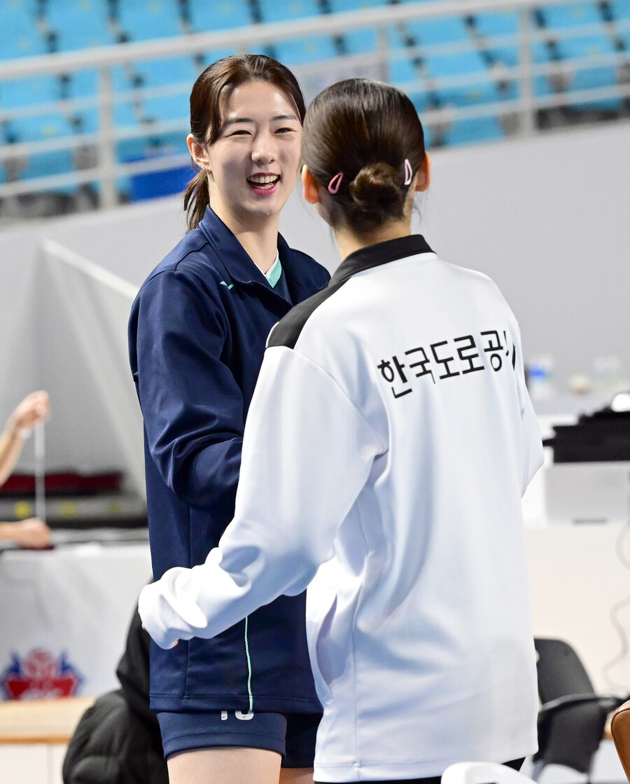 ▲ 여자배구 FA 최대어 강소휘가 한국도로공사로 이적한다. 한국도로공사는 강소휘와 계약 기간 3년에 총액 24억원의 조건에 사인했다. ⓒKOVO