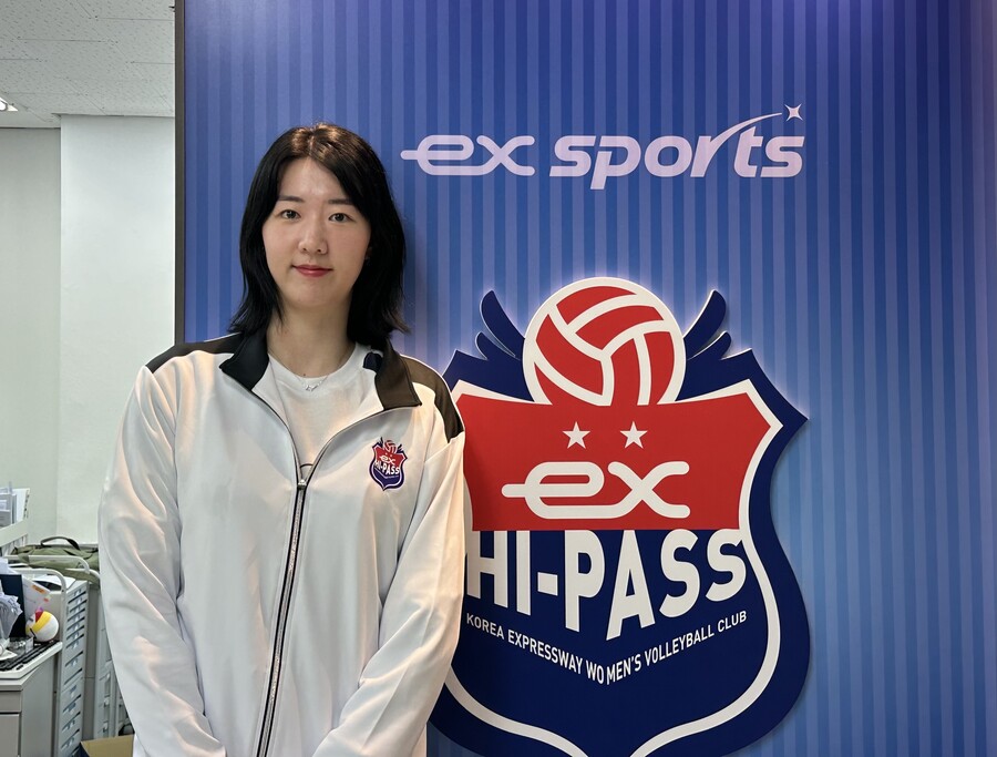 ▲ FA 강소휘가 한국도로공사와 3년 최대 24억원의 조건에 계약을 맺었다. ⓒ한국도로공사 하이패스