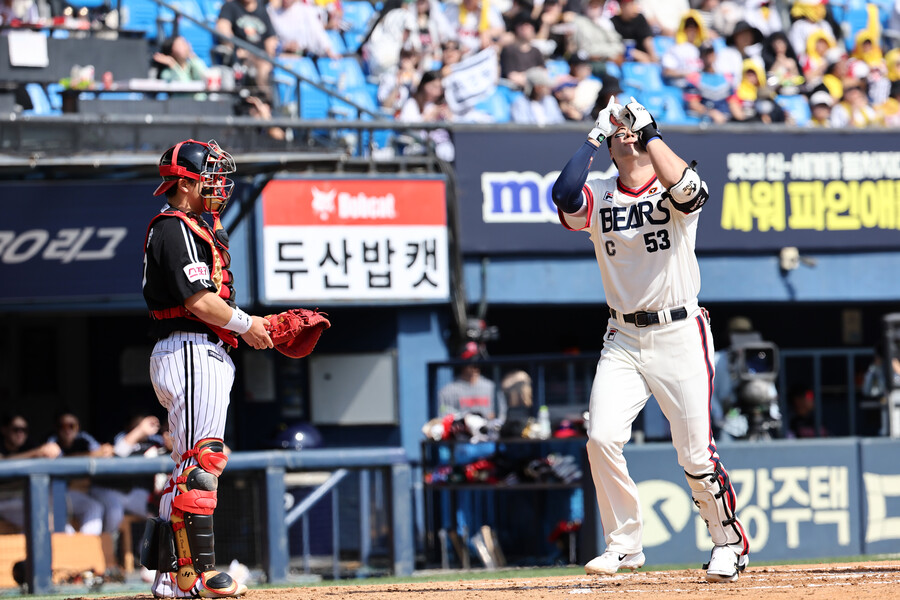 ▲ 두산 양석환이 15경기 만에 시즌 2호 홈런을 날렸다. 양석환의 홈런으로 추격을 시작한 두산은 LG를 상대로 시즌 첫 3연전에서 위닝시리즈를 달성했다. ⓒ 연합뉴스
