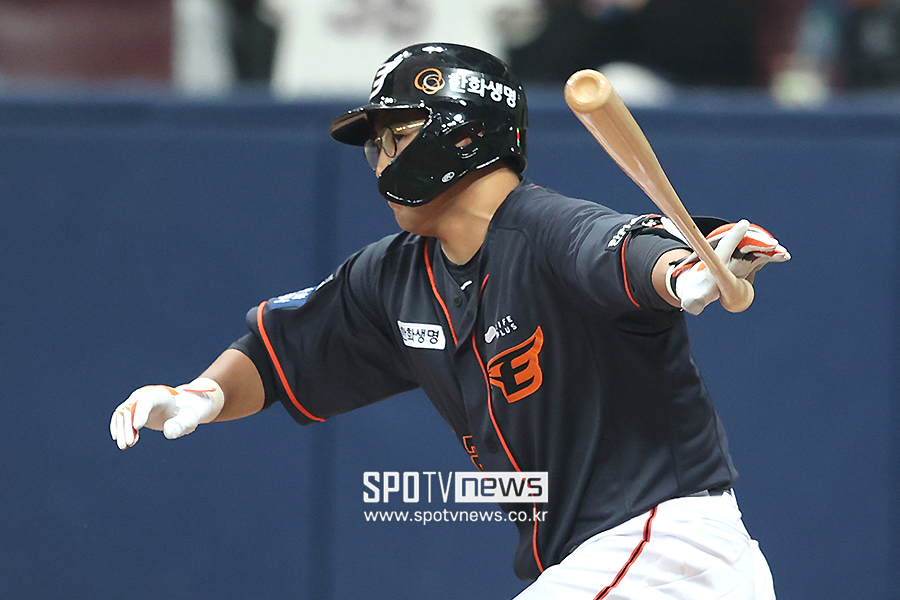 ▲ 채은성은 최근에는 수비를 하다 손가락까지 다치며 컨디션을 유지하게 더 어려운 상황이 됐다. 일단 2군에서 부상 부위를 회복하고 타격감을 되찾은 뒤 다시 1군에 등록될 전망이다. ⓒ곽혜미 기자