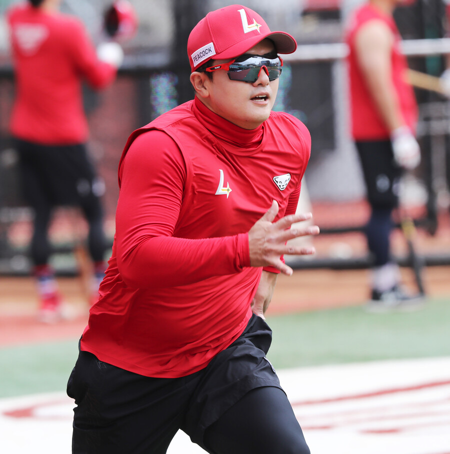 ▲ 3안타 4타점 맹타를 터뜨리며 팀 대승에 앞장 선 강진성 ⓒSSG랜더스