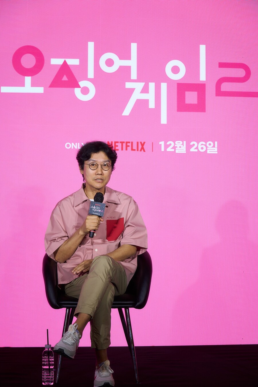 ▲ 황동혁 감독(왼쪽), 김지연 대표. 제공ㅣ넷플릭스