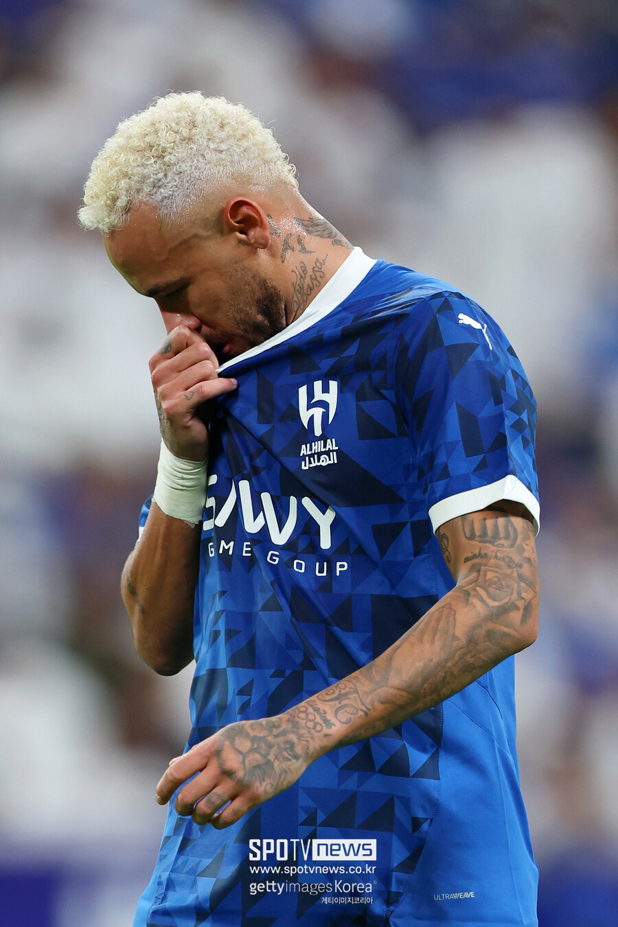 ▲ 사우디아라비아에서 천문학적인 금액을 받고도 잦은 부상에 뛰지 못하는 네이마르에게 친정팀 산투스가 접근했다. 산투스 구단주 마르시오 칼베스도 