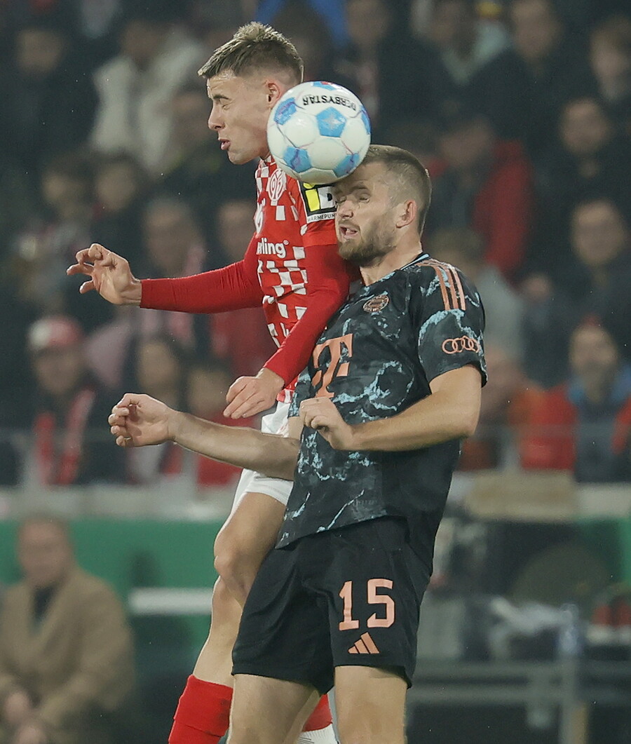 ▲ 에릭 다이어는 울버햄턴, 브렌트포드 이적설에 휘말려 있다. 바이에른 뮌헨에서의 입지가 좁아졌기 때문이다. ⓒ연합뉴스/EPA/AP