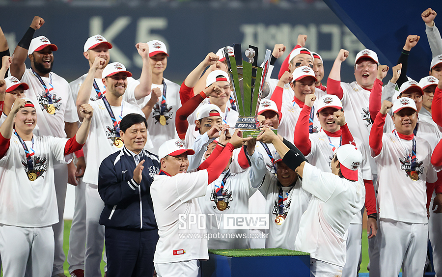 ▲ 장비 및 인력에 과감한 투자를 아끼지 않은 KIA는 한국시리즈 우승은 물론 장기적 롱런의 발판도 마련했다. ⓒ곽혜미 기자