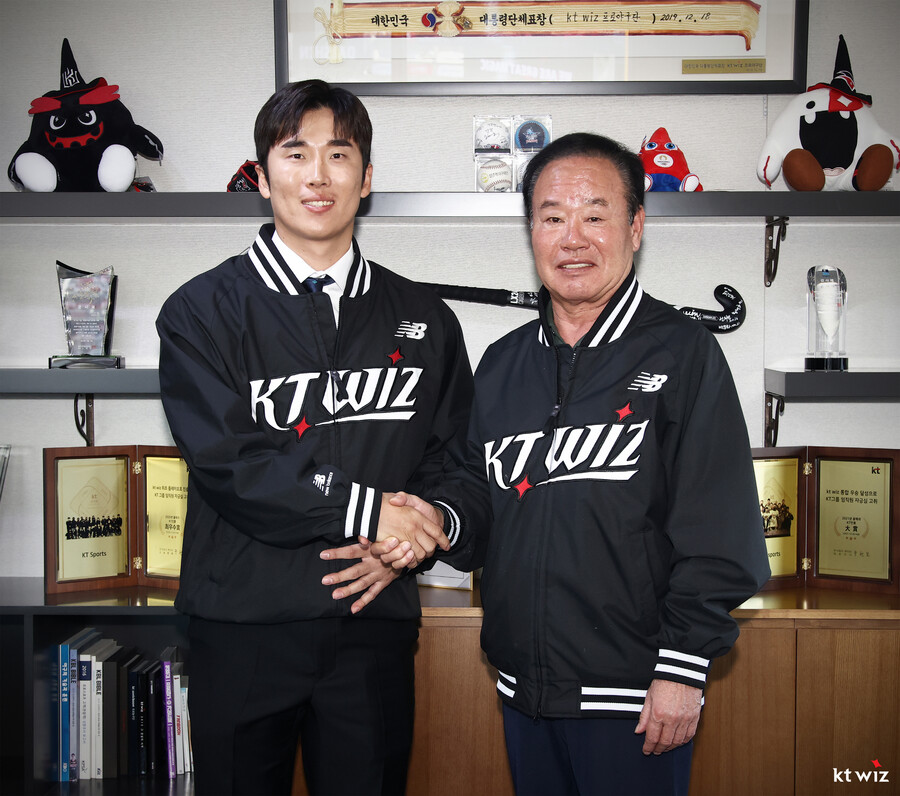 ▲ 두산에서 kt로 이적한 허경민은 "정말 힘든 결정이었다"고 밝혔다.ⓒ kt 위즈