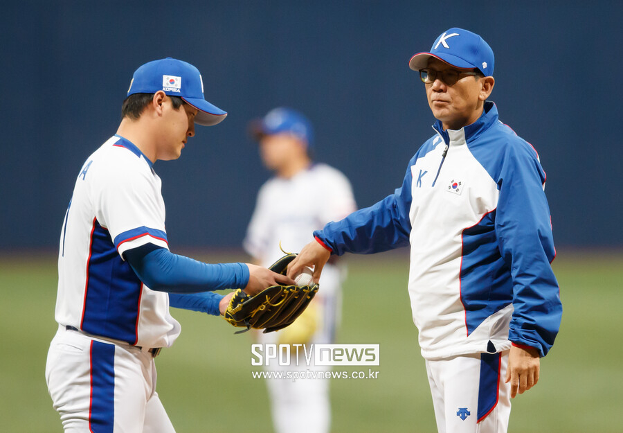 ▲최일언 삼성 퓨처스팀 신임 감독은 선수들의 기초 체력 부족을 꼬집었다.  ⓒ스포티비뉴스DB