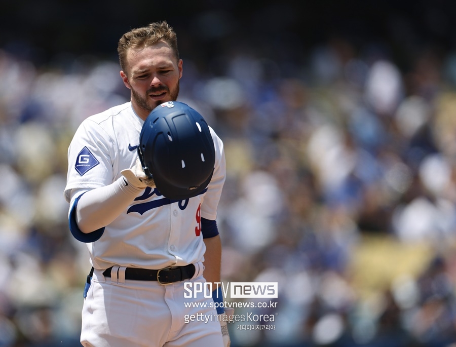 ▲ LA 다저스가 주전 2루수로 낙점했던 개빈 럭스를 신시내티 레즈로 트레이드했다. 김혜성 영입으로 내야진이 포화상태가 된 다저스는 특급 유망주와 신인 지명권을 받아왔다.